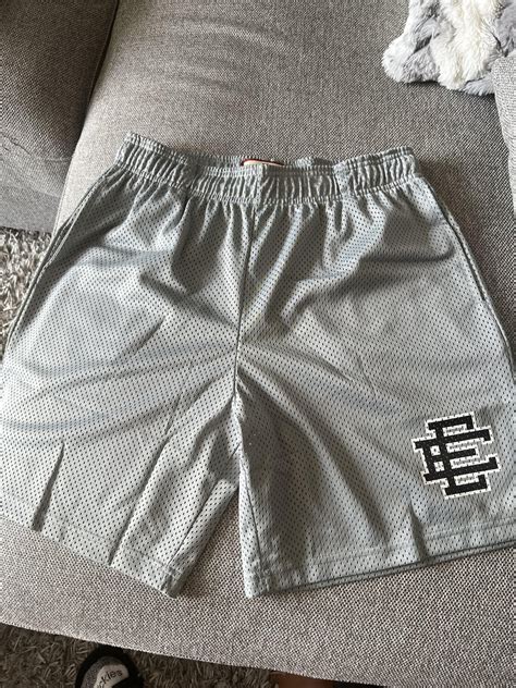 how to legit check ee shorts